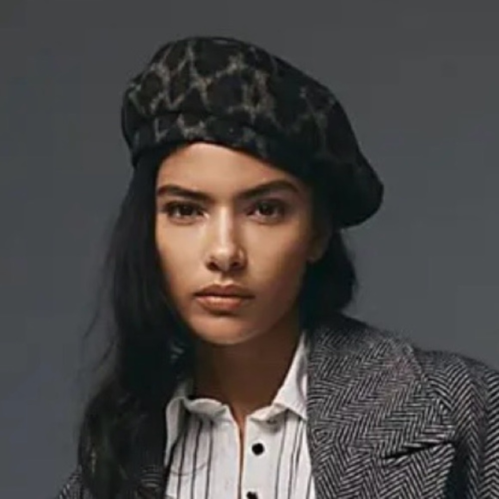❌ SOLD ❌ Understated Leather Penny Leopard Beret